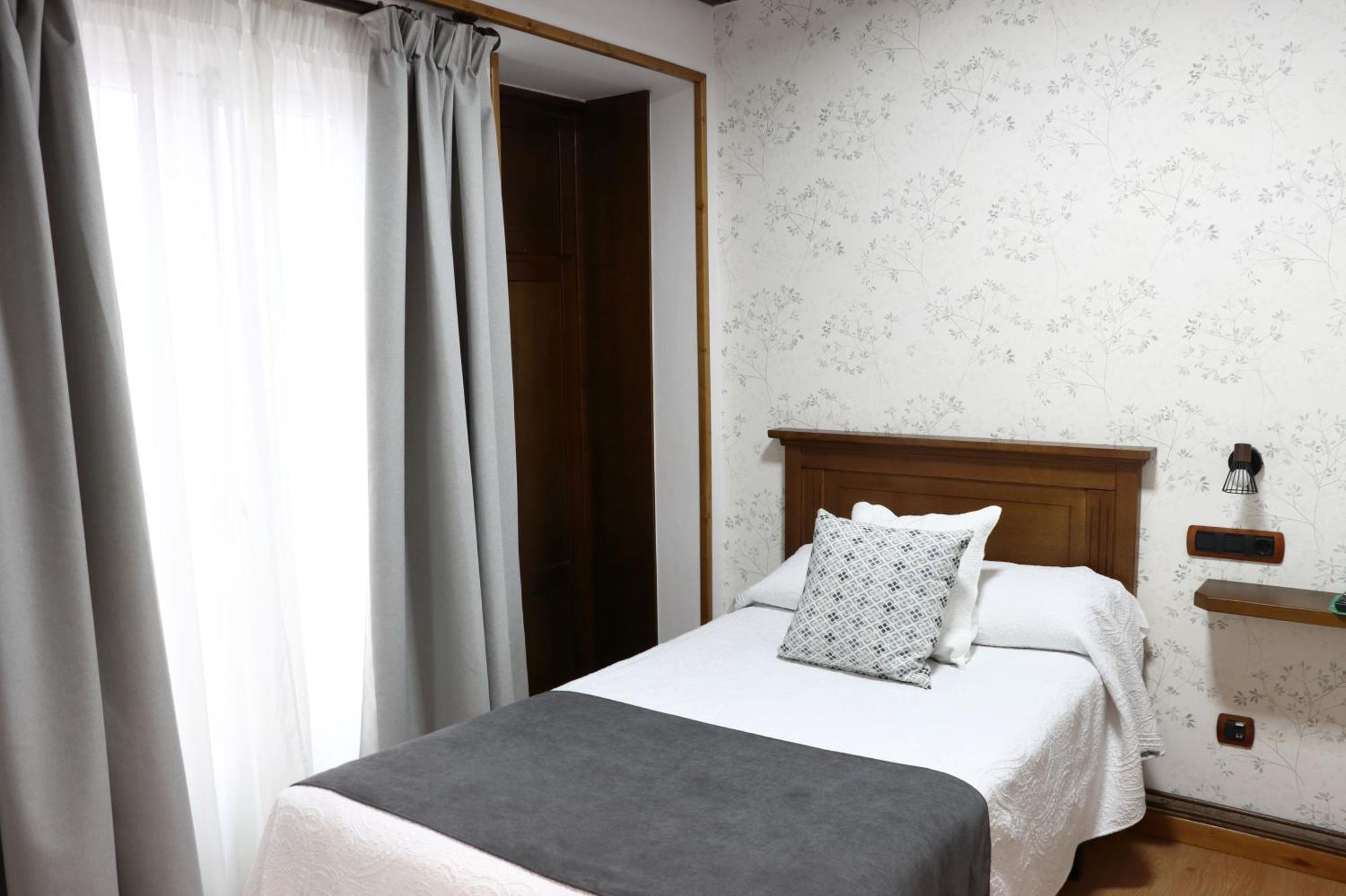 Hotel Pazos Alba Santiago de Compostela Bagian luar foto